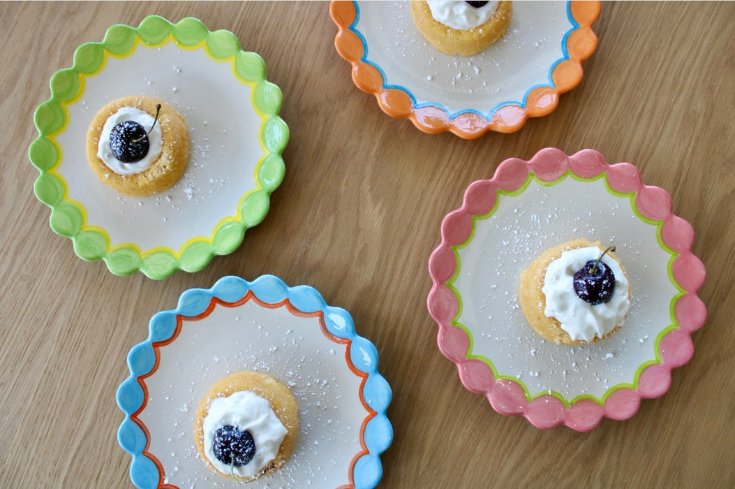 "la dolce vita" Scalloped Dessert Plate