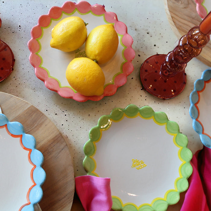 "la dolce vita" Scalloped Dessert Plate